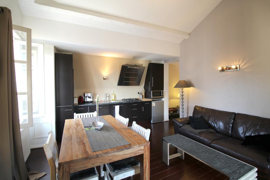 Bordeaux Locations - Place Saint Projet Exterior foto